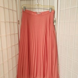 1. State Pleated Skirt
